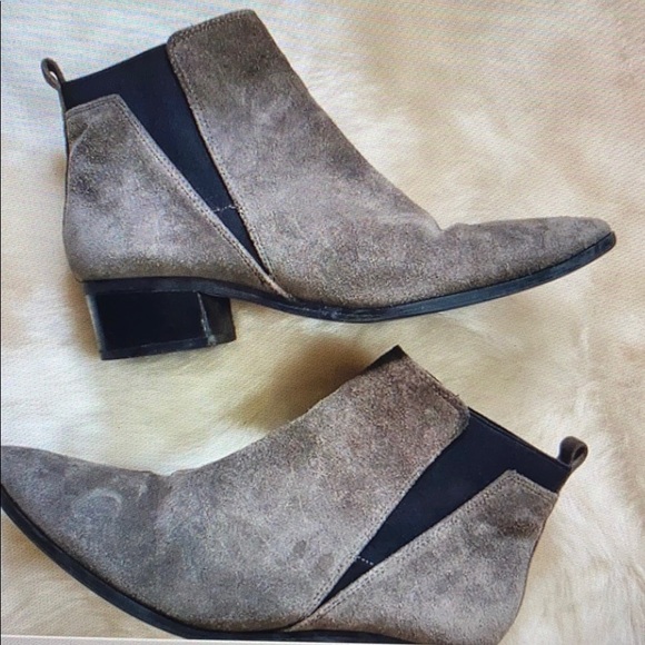 Marc Fisher Grey Booties with elastic stretch. - Picture 3 of 6
